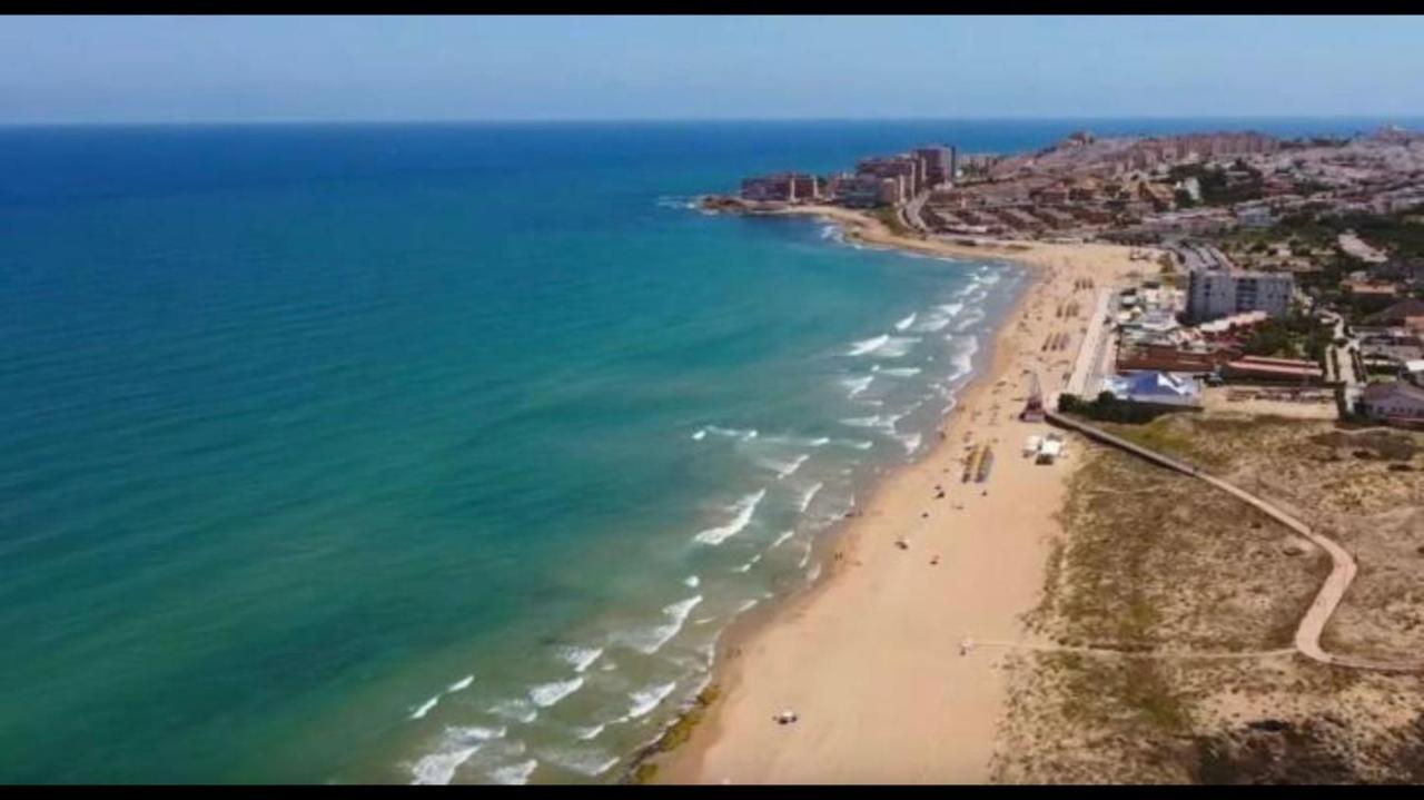 Espacioso Estudio Cerca De La Playa La Mata La Mata  Dış mekan fotoğraf
